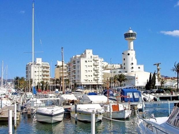 A 5 min del MAR caminando, Varias PISCINAS, WIFi KARIM Empuriabrava Exterior foto